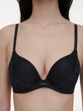 Podprsenka strihu extra Push-up CHANTELLE (22NNP-02)